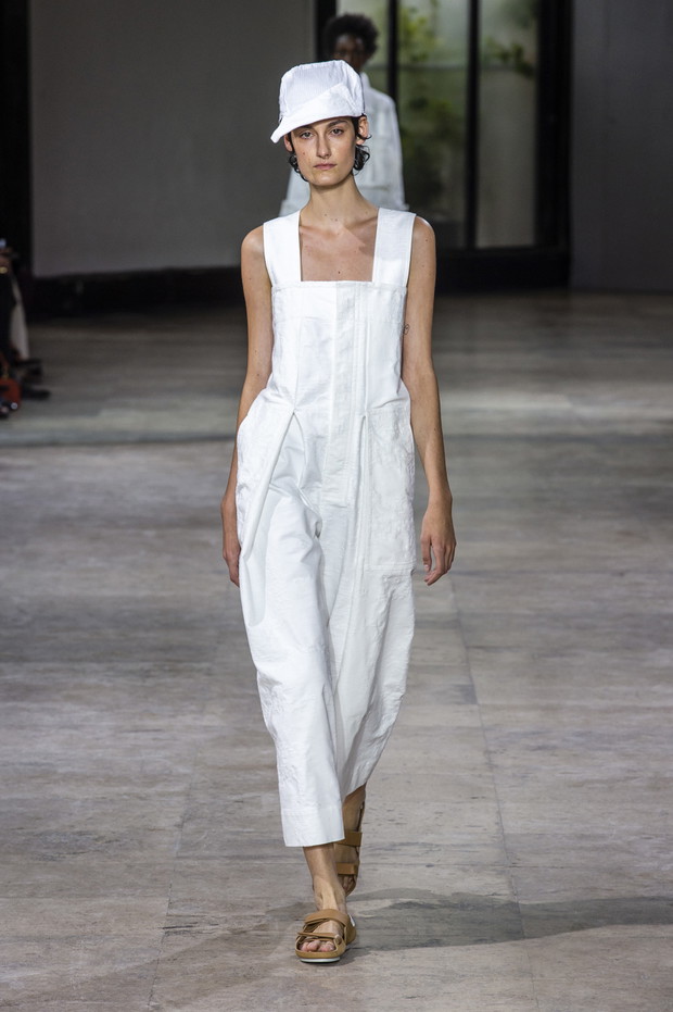 Pokaz Issey Miyake SS19