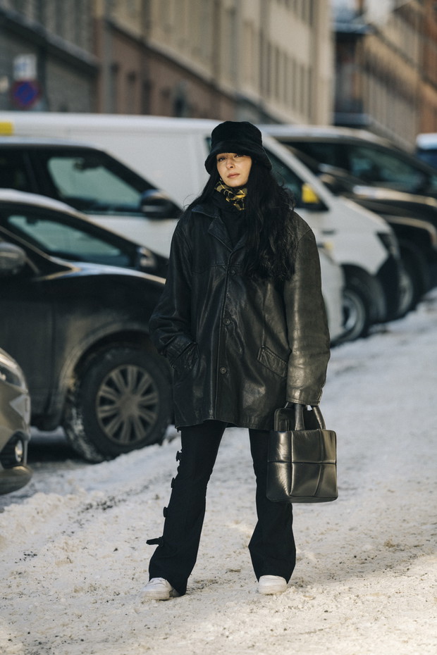 Skandynawski styl: stylizacje ze Sztokholm Fashion Week jesień-zima 2021/2022