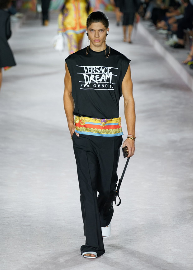 Versace wiosna-lato 2022