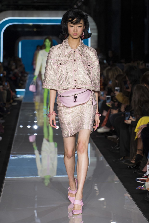 Pokaz Moschino jesień-zima 2018/2019