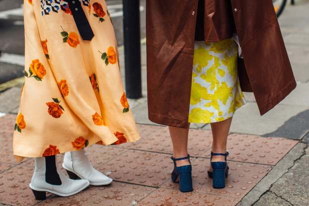 London Fashion Week jesień-zima 2020/2021: torebki, buty, dodatki
