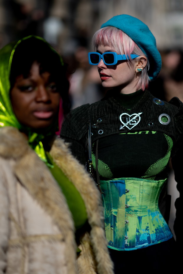 Moda uliczna PFW jesień-zima 2022/2023