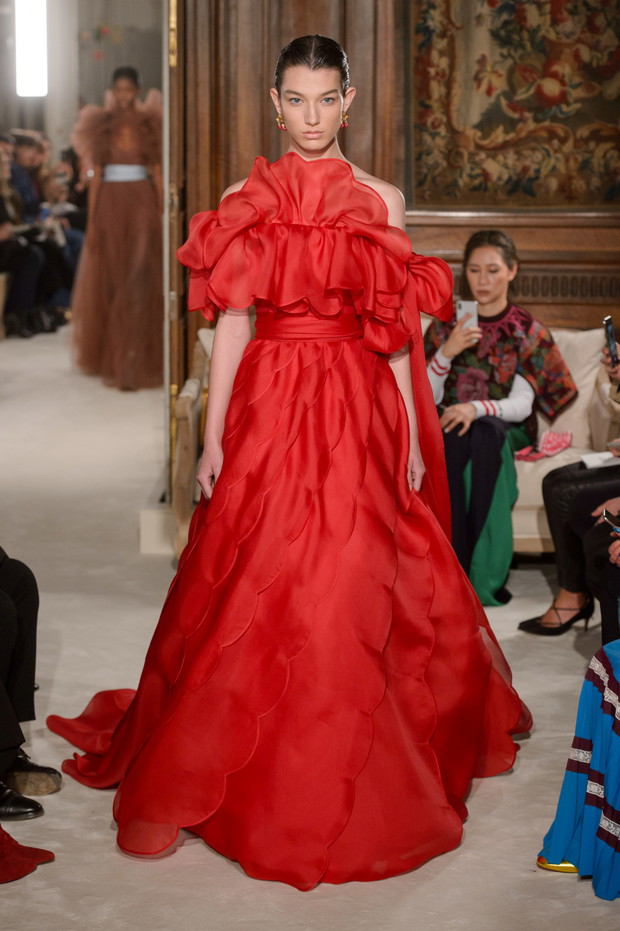 Nowa kolekcja Valentino SS18