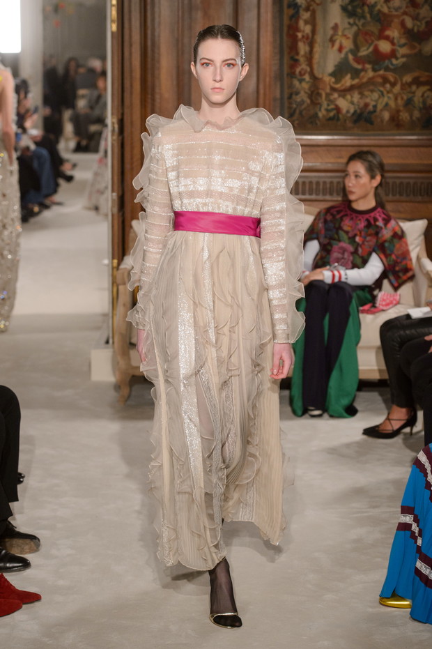 Nowa kolekcja Valentino SS18