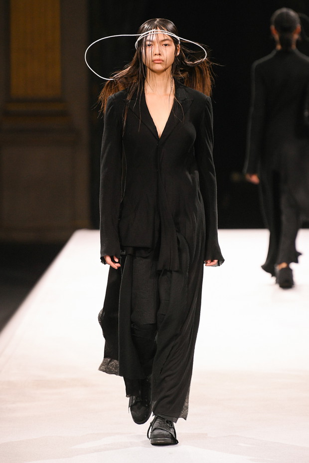 Yohji Yamamoto jesień-zima 2022/2023