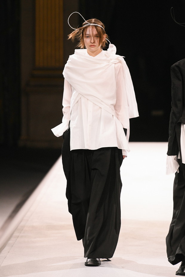 Yohji Yamamoto jesień-zima 2022/2023