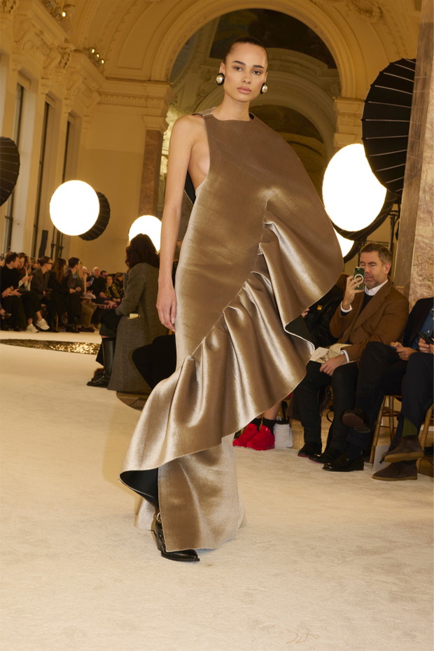 Schiaparelli Haute couture wiosna-lato 2025