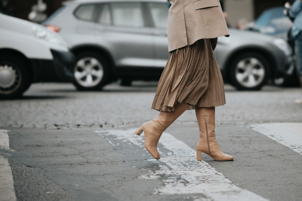 Torebki, buty i dodatki - street style z Paryża