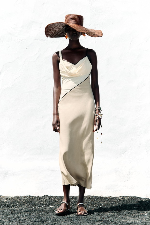 vestidos-largos-de-zara-que-dominaran-los-looks-de-las-cenas-de-verano-elle-3-682f72149d1e9