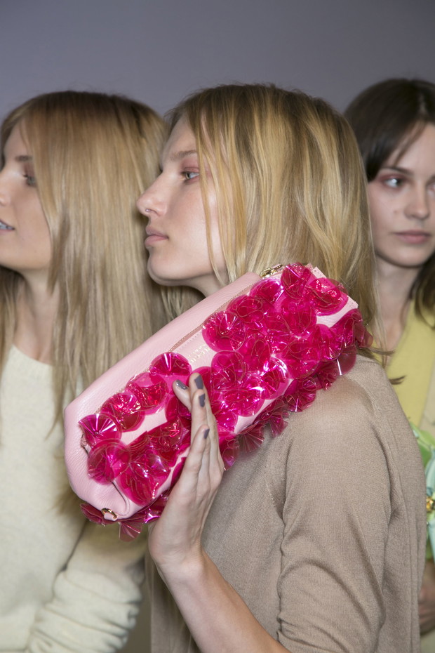 Backstage pokazu Burberry wiosna-lato 2014
