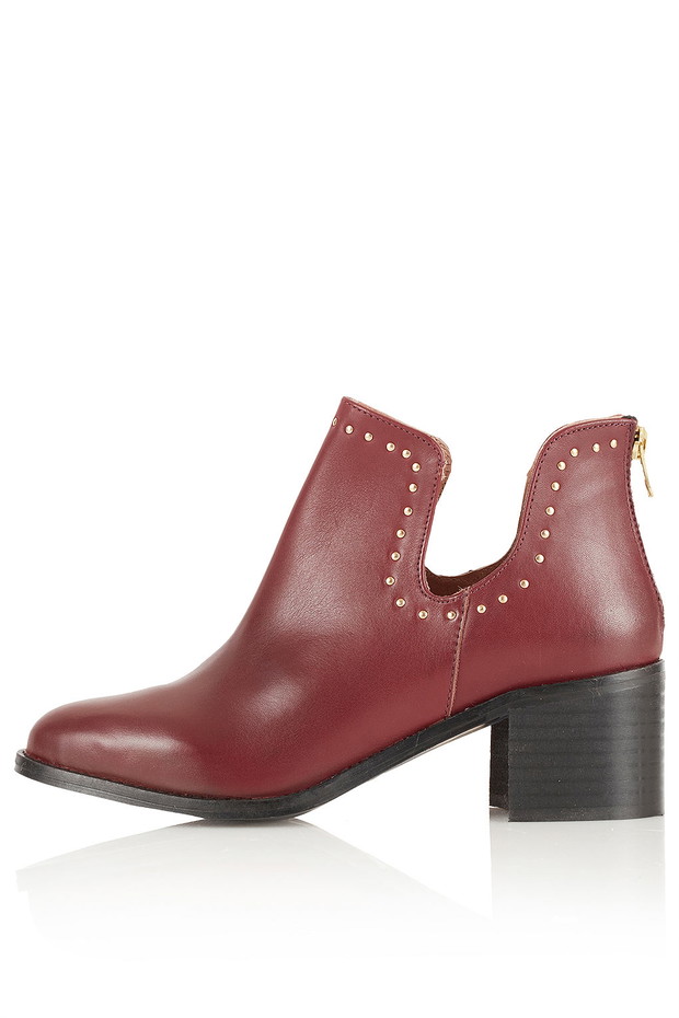 Buty cut-out
