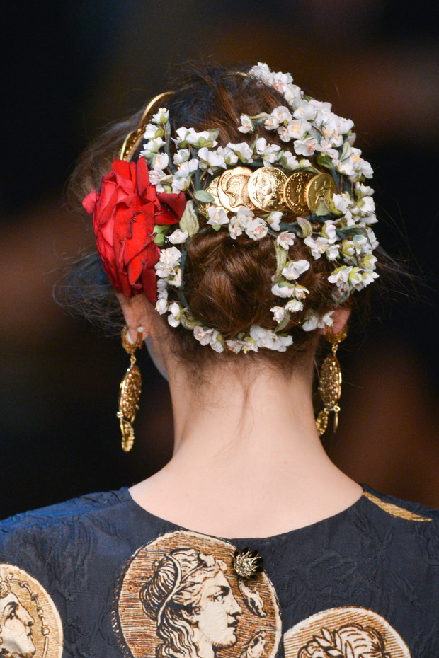 Buty, torebki i dodatki z pokazu Dolce & Gabbana SS14