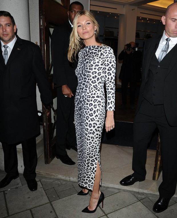 40. najlepszych stylizacji na 40.urodziny Kate Moss!