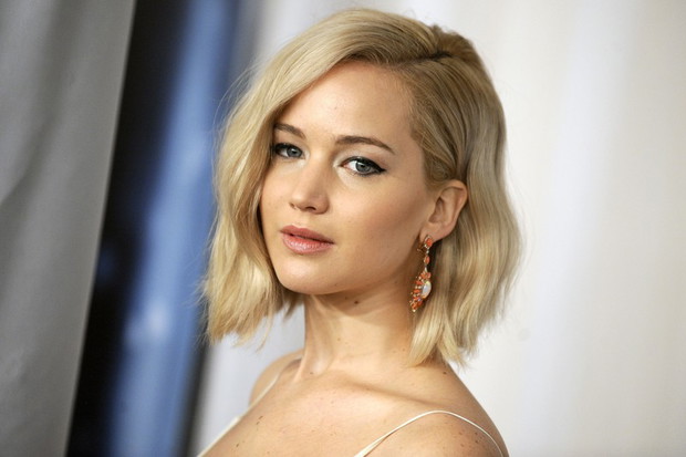 Fryzury gwiazd: Jennifer Lawrence