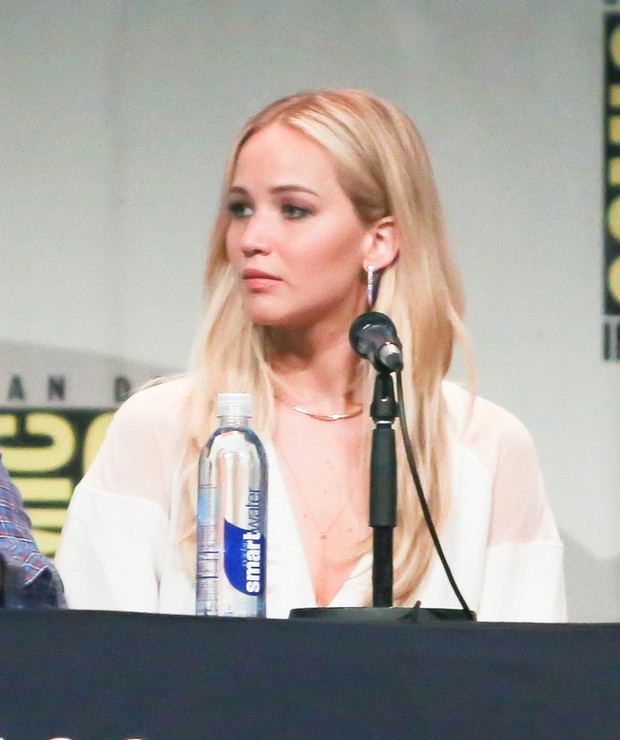 Fryzury gwiazd: Jennifer Lawrence