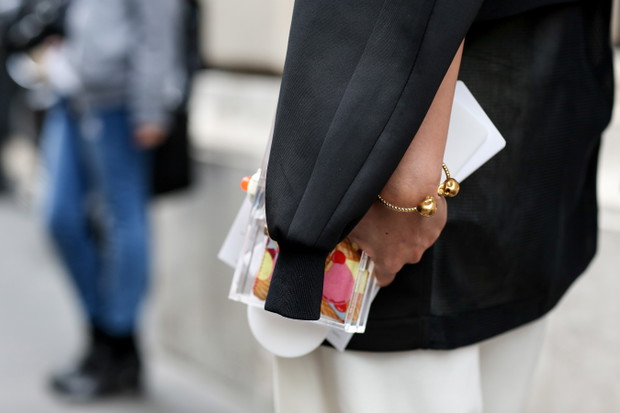 Street fashion: buty i akcesoria gości na pokazach haute couture FW14