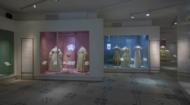 Wystawa sukien ślubnych w V&A Museum
