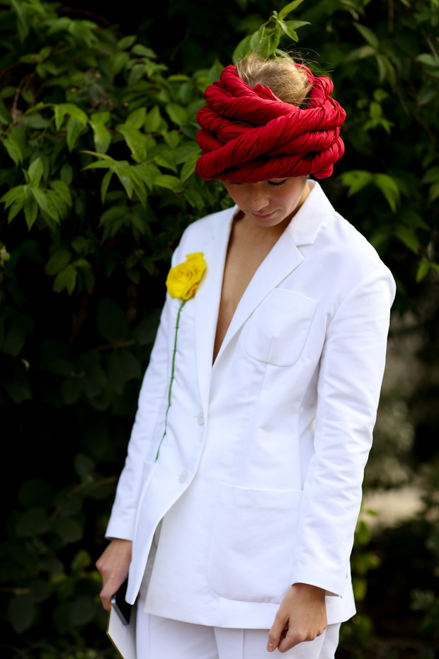 Street fashion wiosna-lato 2015: biel