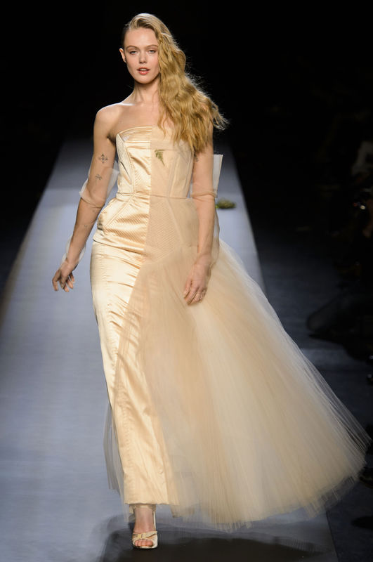 Suknie ślubne z pokazów haute couture wiosna-lato 2015