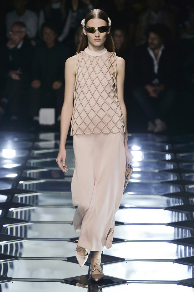 Trendy wiosna-lato 2015: faktury