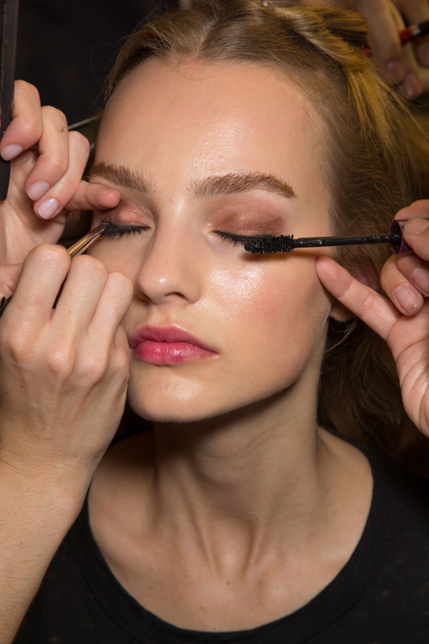 Pokazy haute couture jesień-zima 2015/2016. Backstage!