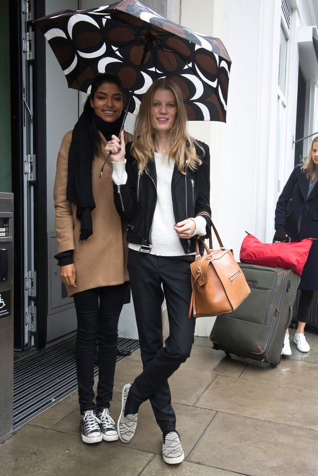 Street fashion: modelki off duty w Londynie