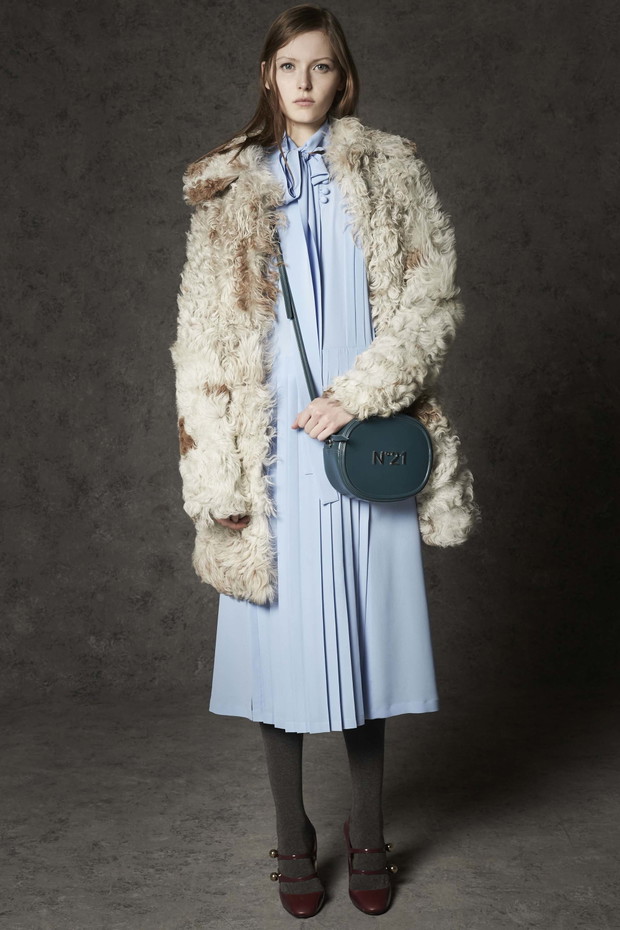No. 21 Pre-Fall 2016
