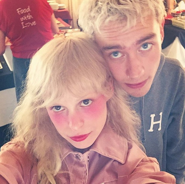 Petite Meller: lolita śpiewa