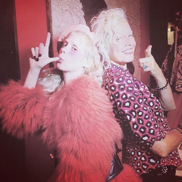 Petite Meller: lolita śpiewa