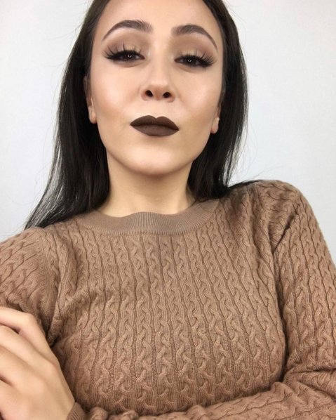 Brązowa szminka - trendy 2016