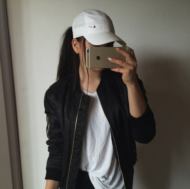 Kurtka bomber w social mediach trendy 2016