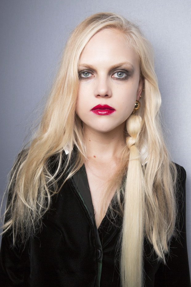 Jasny blond
