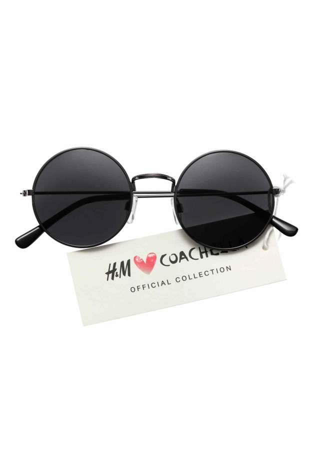 Modne okulary przeciwsłoneczne z sieciówek: lato 2016, H&M, 24,90 zł, fot. mat. prasowe