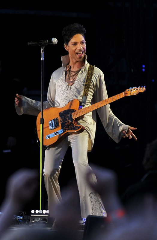 Prince- przypominamy styl legendarnego wokalisty