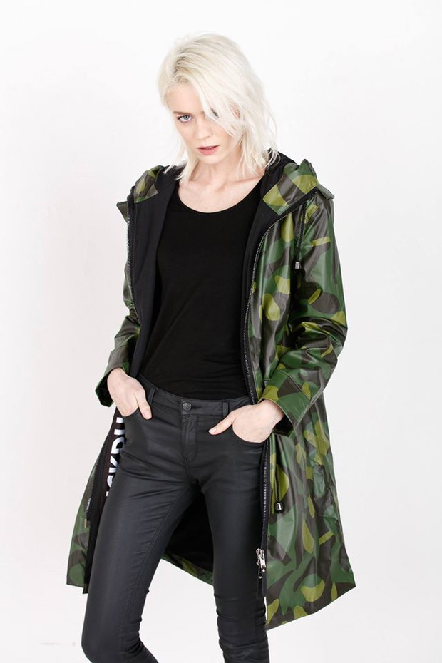 Młoda Polska Moda, wybór ELLE, płaszcz DuckDuck, 690 zł