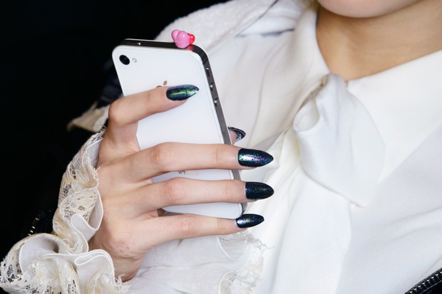 Długie paznokcie: pomysły na manicure