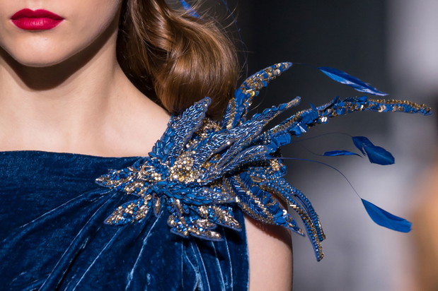 Elie Saab haute couture jesień-zima 2016/2017 - detale, fot. Imaxtree