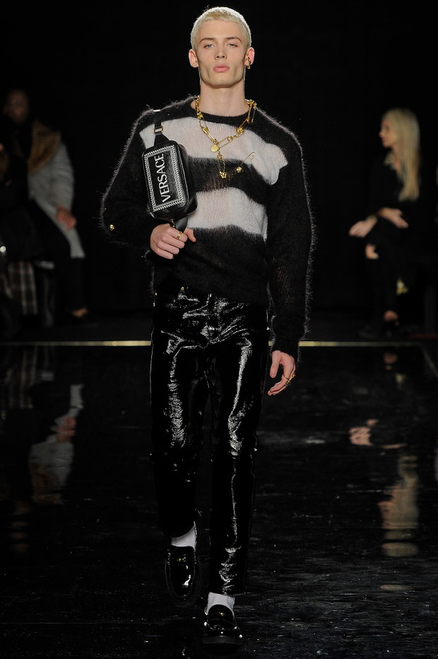 Pokaz Versace Pre-Fall 2019