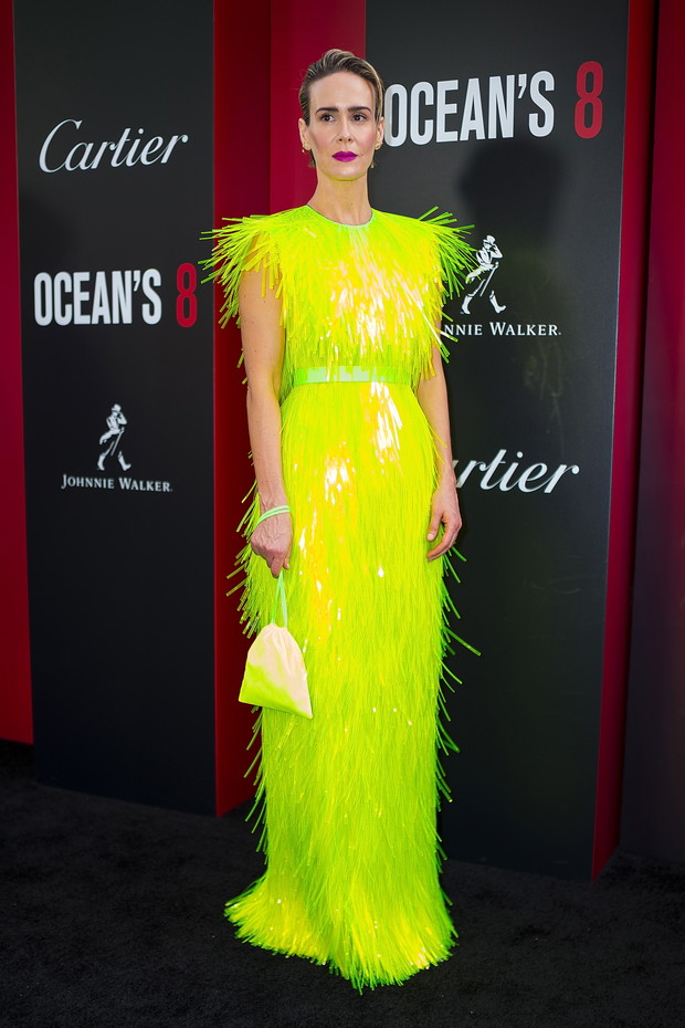 Sarah Paulson w sukni Prada na premierze filmu Ocean