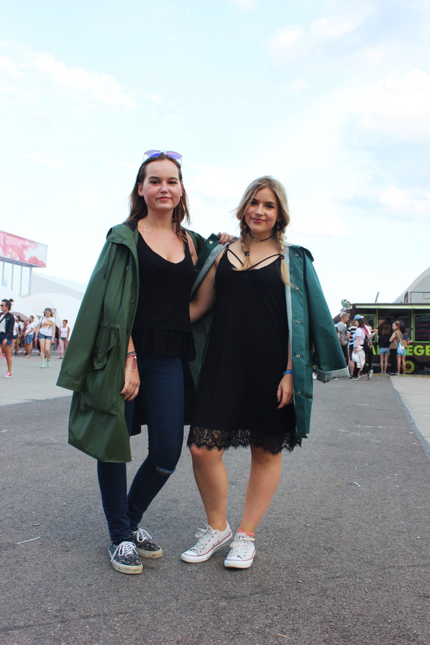 Street fashion: Open