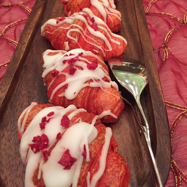The Red Velvet Croissant - nowe modne śniadanie na Instagramie