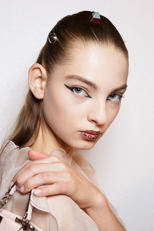 Fendi wiosna-lato 2017 - backstage