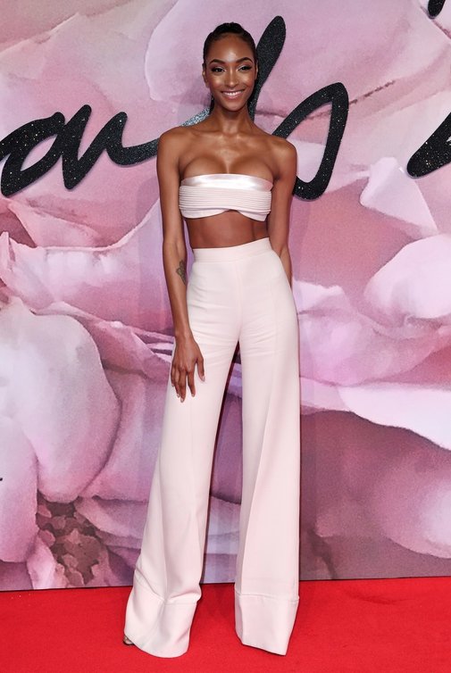 The Fashion Awards 2016 - stylizacje gwiazd