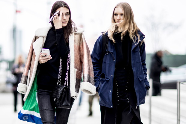 Street fashion: modelki off duty na New York Fashion Week AW17