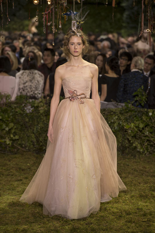 Suknie ślubne z pokazów haute couture wiosna-lato 2017