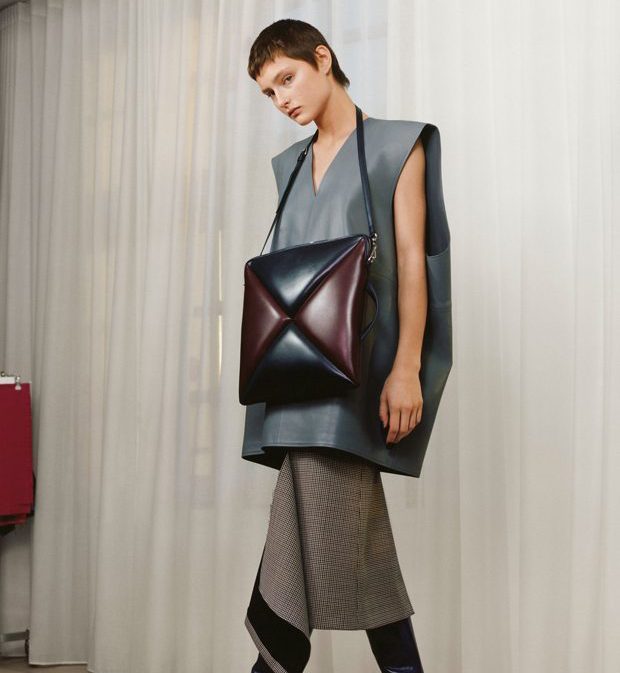 Kamizelka oversize Balenciaga Pre-Fall 2017