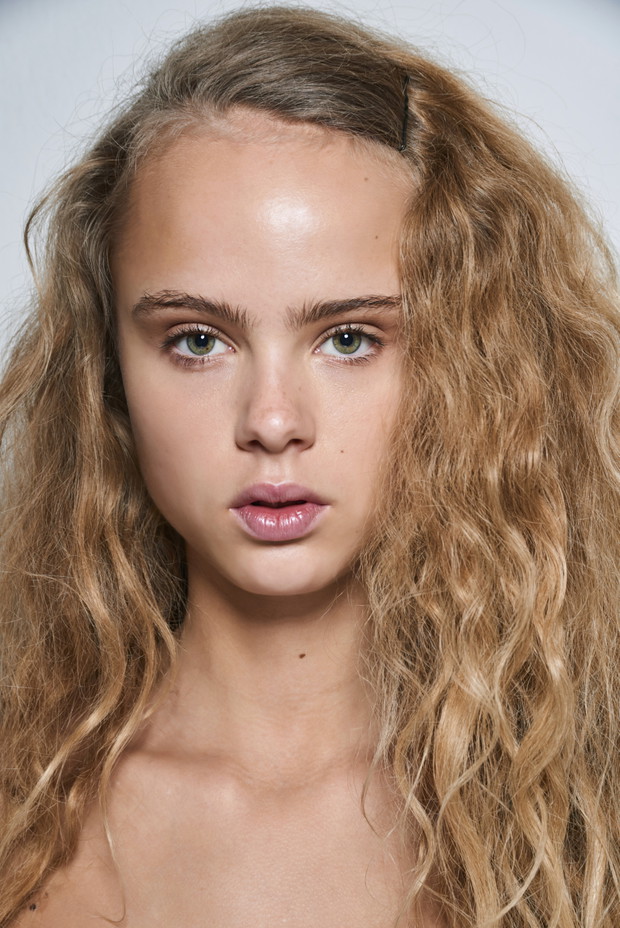 Modna fryzura 2019