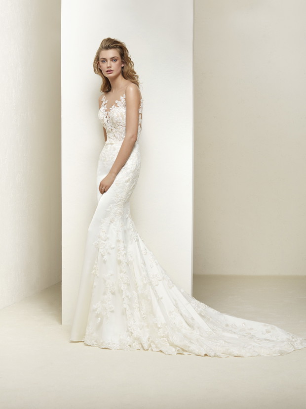 Suknia ślubna Pronovias model Dralia
