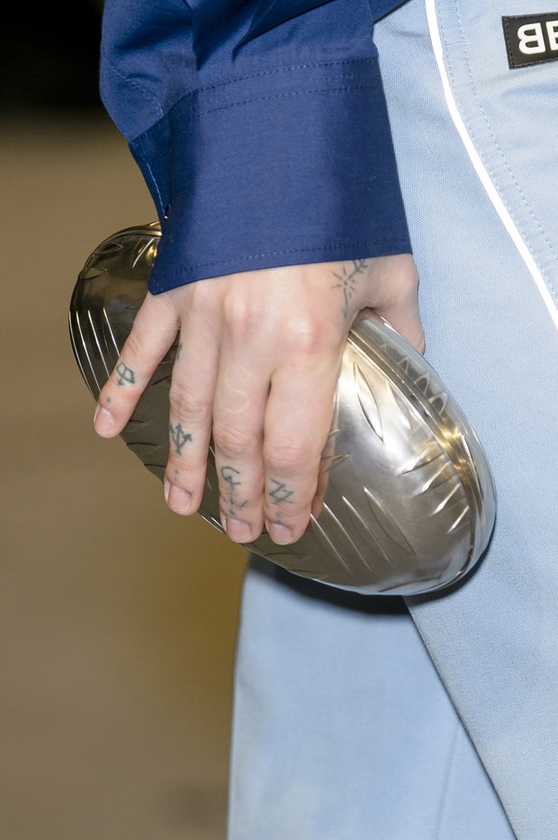Modna torebka na jesień i zimę 2017/2018: Balenciaga
