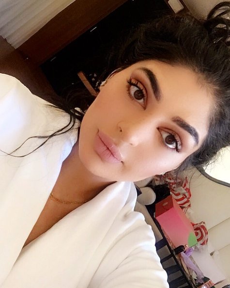 Sonia i Fyza Ali - sobowtórki Kim Kardashian i Kylie Jenner?